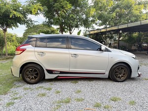รถบ้าน รถมือสอง Toyota Yaris 1.2 รุ่น J เกียร์ Auto ปี 2015 โดย หญิงรถบ้าน รถมือสองขอนแก่น ราคาถูก ผ่อนสบาย