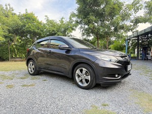 รถบ้าน รถมือสอง Honda HR-V 1.8 รุ่น S เกียร์ Auto ปี 2015  โดย หญิงรถบ้าน รถมือสองขอนแก่น ราคาถูก ผ่อนสบาย