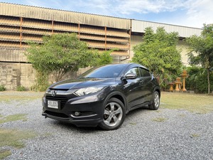 รถบ้าน รถมือสอง Honda HR-V 1.8 รุ่น S เกียร์ Auto ปี 2015  โดย หญิงรถบ้าน รถมือสองขอนแก่น ราคาถูก ผ่อนสบาย