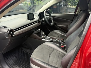 รถบ้าน รถมือสอง Mazda2 Hatchback 1.3 SkyActiv-G High Connect เกียร์ Auto ปี 2019 โดย หญิงรถบ้าน รถมือสองขอนแก่น ราคาถูก ผ่อนสบาย