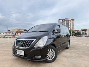รถบ้าน รถมือสอง Hyundai H-1 2.5 Deluxe Van เกียร์ Auto ปี 2018 โดย หญิงรถบ้าน รถมือสองขอนแก่น ราคาถูก ผ่อนสบาย