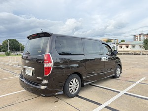 รถบ้าน รถมือสอง Hyundai H-1 2.5 Deluxe Van เกียร์ Auto ปี 2018 โดย หญิงรถบ้าน รถมือสองขอนแก่น ราคาถูก ผ่อนสบาย