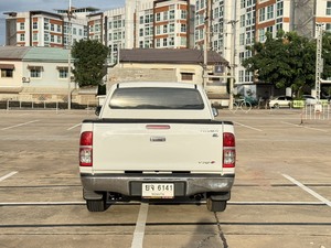 รถบ้าน รถมือสอง Toyota Hilux Vigo Smart CAB 2.5 รุ่น E  ปี 2010 โดย หญิงรถบ้าน รถมือสองขอนแก่น ราคาถูก ผ่อนสบาย