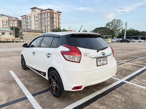 รถบ้าน รถมือสอง Toyota Yaris 1.2 รุ่น G เกียร์ Auto ปี 2015  โดย หญิงรถบ้าน รถมือสองขอนแก่น ราคาถูก ผ่อนสบาย