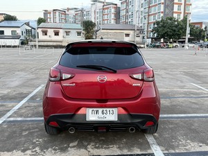 รถบ้าน รถมือสอง Mazda2 Hatchback 1.3 SkyActiv-G High Connect เกียร์ Auto ปี 2016 โดย หญิงรถบ้าน รถมือสองขอนแก่น ราคาถูก ผ่อนสบาย
