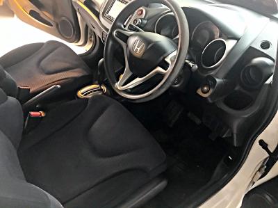 รถบ้าน รถมือสอง Honda Jazz 1.5 i-VTEC รุ่น V เกียร์ Auto ปี 2008 โดย หญิงรถบ้าน รถมือสองขอนแก่น ราคาถูก ผ่อนสบาย