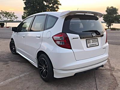 รถบ้าน รถมือสอง Honda Jazz 1.5 i-VTEC รุ่น V เกียร์ Auto ปี 2008 โดย หญิงรถบ้าน รถมือสองขอนแก่น ราคาถูก ผ่อนสบาย
