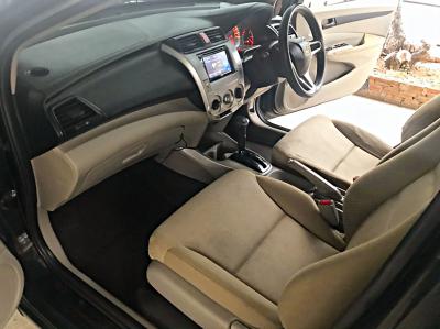 รถบ้าน รถมือสอง Honda City 1.5 i-VTEC รุ่น V เกียร์ Auto ปี 2011  โดย หญิงรถบ้าน รถมือสองขอนแก่น ราคาถูก ผ่อนสบาย