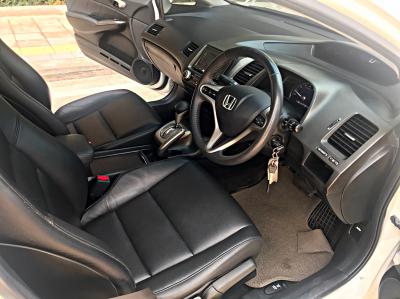 รถบ้าน รถมือสอง Honda Civic 1.8 i-VTEC รุ่น E Navi เกียร์ Auto ปี 2553 โดย หญิงรถบ้าน รถมือสองขอนแก่น ราคาถูก ผ่อนสบาย
