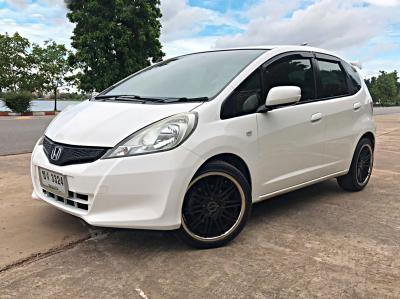 รถบ้าน รถมือสอง Honda Jazz 1.5 i-VTEC รุ่น V เกียร์ Auto ปี 2011  โดย หญิงรถบ้าน รถมือสองขอนแก่น ราคาถูก ผ่อนสบาย