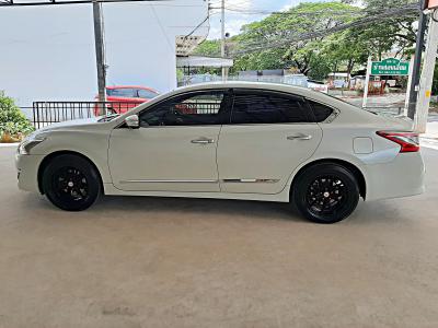 รถบ้าน รถมือสอง Nissan Teana 2.0 รุ่น XL เกียร์ Auto ปี 2013 โดย หญิงรถบ้าน รถมือสองขอนแก่น ราคาถูก ผ่อนสบาย