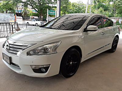 รถบ้าน รถมือสอง Nissan Teana 2.0 รุ่น XL เกียร์ Auto ปี 2013 โดย หญิงรถบ้าน รถมือสองขอนแก่น ราคาถูก ผ่อนสบาย