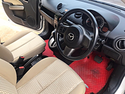 รถบ้าน รถมือสอง Mazda 2 1.5 Elegance Spirit  เกียร์ Auto ปี 2013 โดย หญิงรถบ้าน รถมือสองขอนแก่น ราคาถูก ผ่อนสบาย