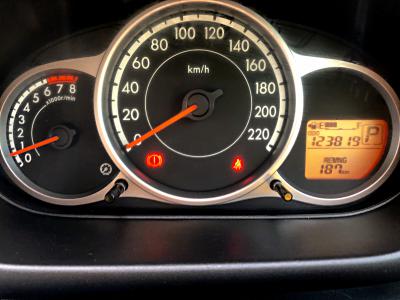 รถบ้าน รถมือสอง Mazda 2 1.5 Elegance Spirit  เกียร์ Auto ปี 2013 โดย หญิงรถบ้าน รถมือสองขอนแก่น ราคาถูก ผ่อนสบาย