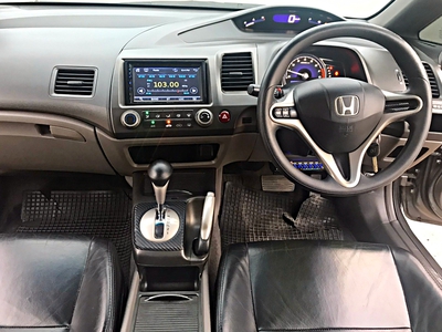 รถบ้าน รถมือสอง Honda Civic 1.8 i-VTEC เกียร์ Auto ปี 2010  โดย หญิงรถบ้าน รถมือสองขอนแก่น ราคาถูก ผ่อนสบาย