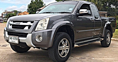 รถบ้าน รถมือสอง ISUZU D-MAX SPACECAB SUPER PLATINUM 2.5 Ddi Hi-Lander ปี 2010 โดย หญิงรถบ้าน รถมือสองขอนแก่น ราคาถูก ผ่อนสบาย