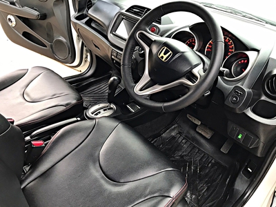 รถบ้าน รถมือสอง Honda Jazz 1.5 i-VTEC รุ่น V เกียร์ Auto ปี 2008  โดย หญิงรถบ้าน รถมือสองขอนแก่น ราคาถูก ผ่อนสบาย