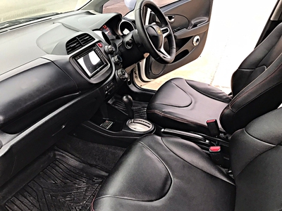 รถบ้าน รถมือสอง Honda Jazz 1.5 i-VTEC รุ่น V เกียร์ Auto ปี 2008  โดย หญิงรถบ้าน รถมือสองขอนแก่น ราคาถูก ผ่อนสบาย