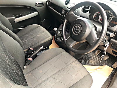 รถบ้าน รถมือสอง Mazda 2 Sports 1.5 เกียร์ MT ปี 2013  โดย หญิงรถบ้าน รถมือสองขอนแก่น ราคาถูก ผ่อนสบาย