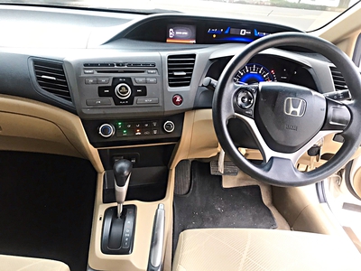 รถบ้าน รถมือสอง Honda Civic 1.8 i-VTEC รุ่น S เกียร์ Auto ปี 2012  โดย หญิงรถบ้าน รถมือสองขอนแก่น ราคาถูก ผ่อนสบาย