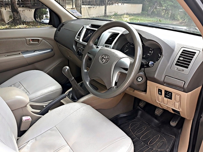 รถบ้าน รถมือสอง Toyota Hilux Vigo Champ Smart CAB 2.5 รุ่น E  ปี 2011 โดย หญิงรถบ้าน รถมือสองขอนแก่น ราคาถูก ผ่อนสบาย