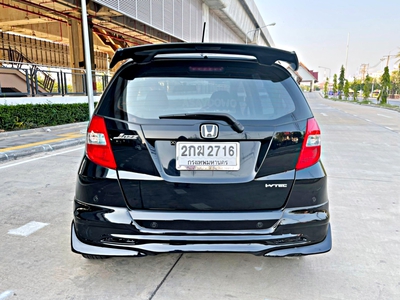 รถบ้าน รถมือสอง Honda Jazz 1.5 i-VTEC รุ่น V เกียร์ Auto ปี 2013 โดย หญิงรถบ้าน รถมือสองขอนแก่น ราคาถูก ผ่อนสบาย