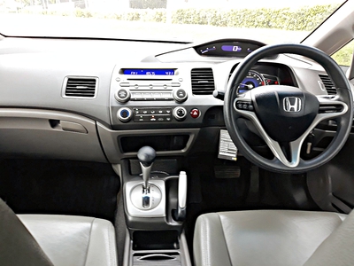 รถบ้าน รถมือสอง Honda Civic 1.8 i-VTEC รุ่น E เกียร์ Auto ปี 2010 โดย หญิงรถบ้าน รถมือสองขอนแก่น ราคาถูก ผ่อนสบาย