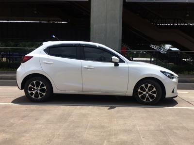 รถบ้าน รถมือสอง Mazda2 Hatchback 1.3 SkyActiv-G ปี 2015 โดย หญิงรถบ้าน รถมือสองขอนแก่น ราคาถูก ผ่อนสบาย
