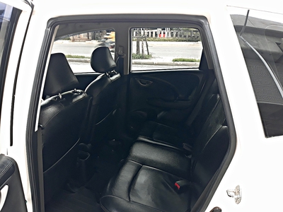 รถบ้าน รถมือสอง Honda Jazz 1.5 i-VTEC รุ่น SV เกียร์ Auto ปี 2011 โดย หญิงรถบ้าน รถมือสองขอนแก่น ราคาถูก ผ่อนสบาย