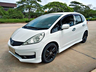 รถบ้าน รถมือสอง Honda Jazz 1.5 i-VTEC รุ่น SV เกียร์ Auto ปี 2011 โดย หญิงรถบ้าน รถมือสองขอนแก่น ราคาถูก ผ่อนสบาย