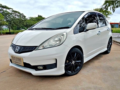 รถบ้าน รถมือสอง Honda Jazz 1.5 i-VTEC รุ่น SV เกียร์ Auto ปี 2011 โดย หญิงรถบ้าน รถมือสองขอนแก่น ราคาถูก ผ่อนสบาย