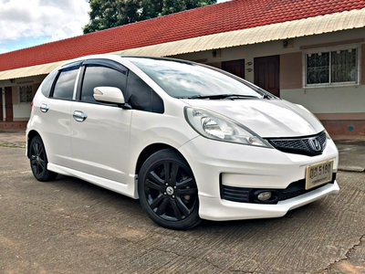รถบ้าน รถมือสอง Honda Jazz 1.5 i-VTEC รุ่น SV เกียร์ Auto ปี 2011 โดย หญิงรถบ้าน รถมือสองขอนแก่น ราคาถูก ผ่อนสบาย