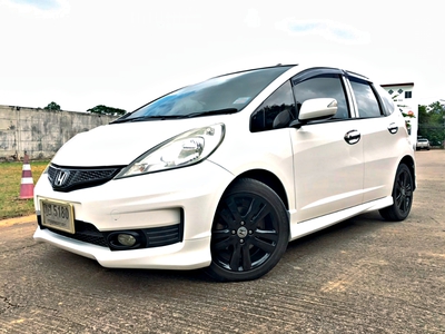 รถบ้าน รถมือสอง Honda Jazz 1.5 i-VTEC รุ่น SV เกียร์ Auto ปี 2011 โดย หญิงรถบ้าน รถมือสองขอนแก่น ราคาถูก ผ่อนสบาย