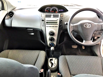 รถบ้าน รถมือสอง Toyota Yaris 1.5 รุ่น J เกียร์ Auto ปี 2013  โดย หญิงรถบ้าน รถมือสองขอนแก่น ราคาถูก ผ่อนสบาย