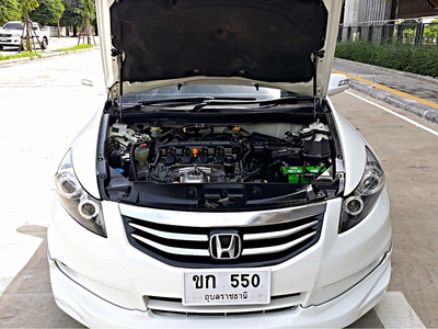 รถบ้าน รถมือสอง Honda Accord 2.0 i-VTEC รุ่น E เกียร์ Auto ปี 2554 โดย หญิงรถบ้าน รถมือสองขอนแก่น ราคาถูก ผ่อนสบาย