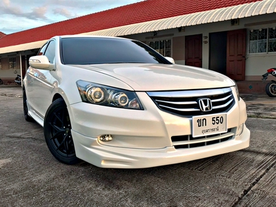 รถบ้าน รถมือสอง Honda Accord 2.0 i-VTEC รุ่น E เกียร์ Auto ปี 2554 โดย หญิงรถบ้าน รถมือสองขอนแก่น ราคาถูก ผ่อนสบาย