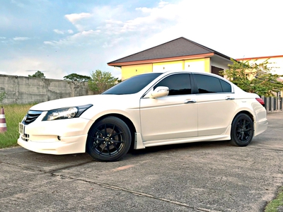 รถบ้าน รถมือสอง Honda Accord 2.0 i-VTEC รุ่น E เกียร์ Auto ปี 2554 โดย หญิงรถบ้าน รถมือสองขอนแก่น ราคาถูก ผ่อนสบาย
