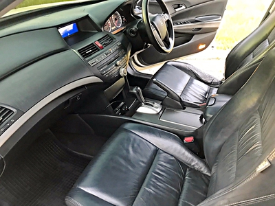 รถบ้าน รถมือสอง Honda Accord 2.0 i-VTEC รุ่น E เกียร์ Auto ปี 2554 โดย หญิงรถบ้าน รถมือสองขอนแก่น ราคาถูก ผ่อนสบาย