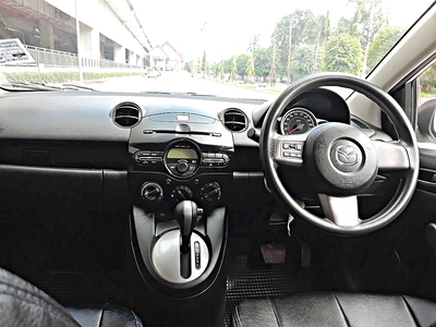 รถบ้าน รถมือสอง Mazda 2 1.5 Elegance Maxx เกียร์ Auto ปี 2013 โดย หญิงรถบ้าน รถมือสองขอนแก่น ราคาถูก ผ่อนสบาย