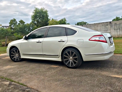 รถบ้าน รถมือสอง Nissan Teana 2.0 รุ่น XL เกียร์ Auto ปี 2556 โดย หญิงรถบ้าน รถมือสองขอนแก่น ราคาถูก ผ่อนสบาย