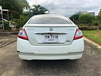 รถบ้าน รถมือสอง Nissan Teana 2.0 รุ่น XL เกียร์ Auto ปี 2556 โดย หญิงรถบ้าน รถมือสองขอนแก่น ราคาถูก ผ่อนสบาย
