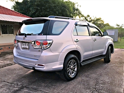 รถบ้าน รถมือสอง Toyota Fortuner 3.0 V 2WD 50 Anniversary เกียร์ Auto ปี 2012  โดย หญิงรถบ้าน รถมือสองขอนแก่น ราคาถูก ผ่อนสบาย