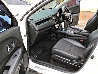 รถบ้าน รถมือสอง Honda HR-V 1.8 รุ่น S เกียร์ Auto ปี 2015 โดย หญิงรถบ้าน รถมือสองขอนแก่น ราคาถูก ผ่อนสบาย