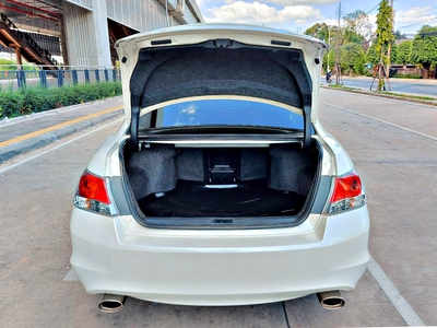 รถบ้าน รถมือสอง Honda Accord 2.0 i-VTEC รุ่น E เกียร์ Auto ปี 2011 โดย หญิงรถบ้าน รถมือสองขอนแก่น ราคาถูก ผ่อนสบาย