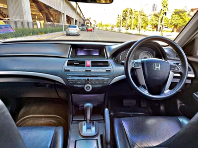 รถบ้าน รถมือสอง Honda Accord 2.0 i-VTEC รุ่น E เกียร์ Auto ปี 2011 โดย หญิงรถบ้าน รถมือสองขอนแก่น ราคาถูก ผ่อนสบาย