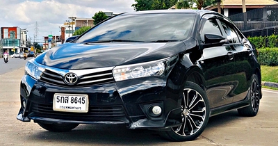 รถบ้าน รถมือสอง All New Toyota  Corolla Alits 1.8 รุ่น ESPORT เกียร์ Auto ปี 2014 โดย หญิงรถบ้าน รถมือสองขอนแก่น ราคาถูก ผ่อนสบาย