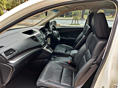 รถบ้าน รถมือสอง Honda CR-V 2.0 รุ่น E เกียร์ Auto 4WD ปี 2013 โดย หญิงรถบ้าน รถมือสองขอนแก่น ราคาถูก ผ่อนสบาย