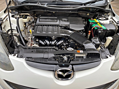 รถบ้าน รถมือสอง Mazda 2 1.5 Elegance Spirit เกียร์ Auto ปี 2011 โดย หญิงรถบ้าน รถมือสองขอนแก่น ราคาถูก ผ่อนสบาย