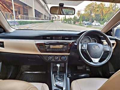 รถบ้าน รถมือสอง All New Toyota  Corolla Altis 1.6 รุ่น G เกียร์ Auto ปี 2014 โดย หญิงรถบ้าน รถมือสองขอนแก่น ราคาถูก ผ่อนสบาย