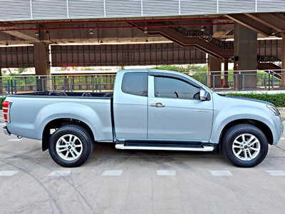 รถบ้าน รถมือสอง ISUZU D-MAX Hi-Lander X-Series 2-Door Super Daylight 2.5 VGS Z ปี 2015  โดย หญิงรถบ้าน รถมือสองขอนแก่น ราคาถูก ผ่อนสบาย